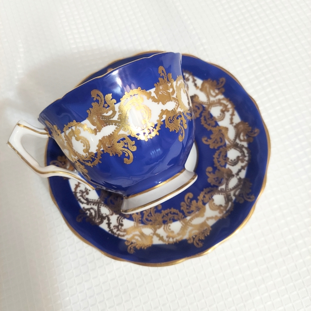 Aynsley Cobalt Blue Gold Teacup Saucer 1960s England Bone China